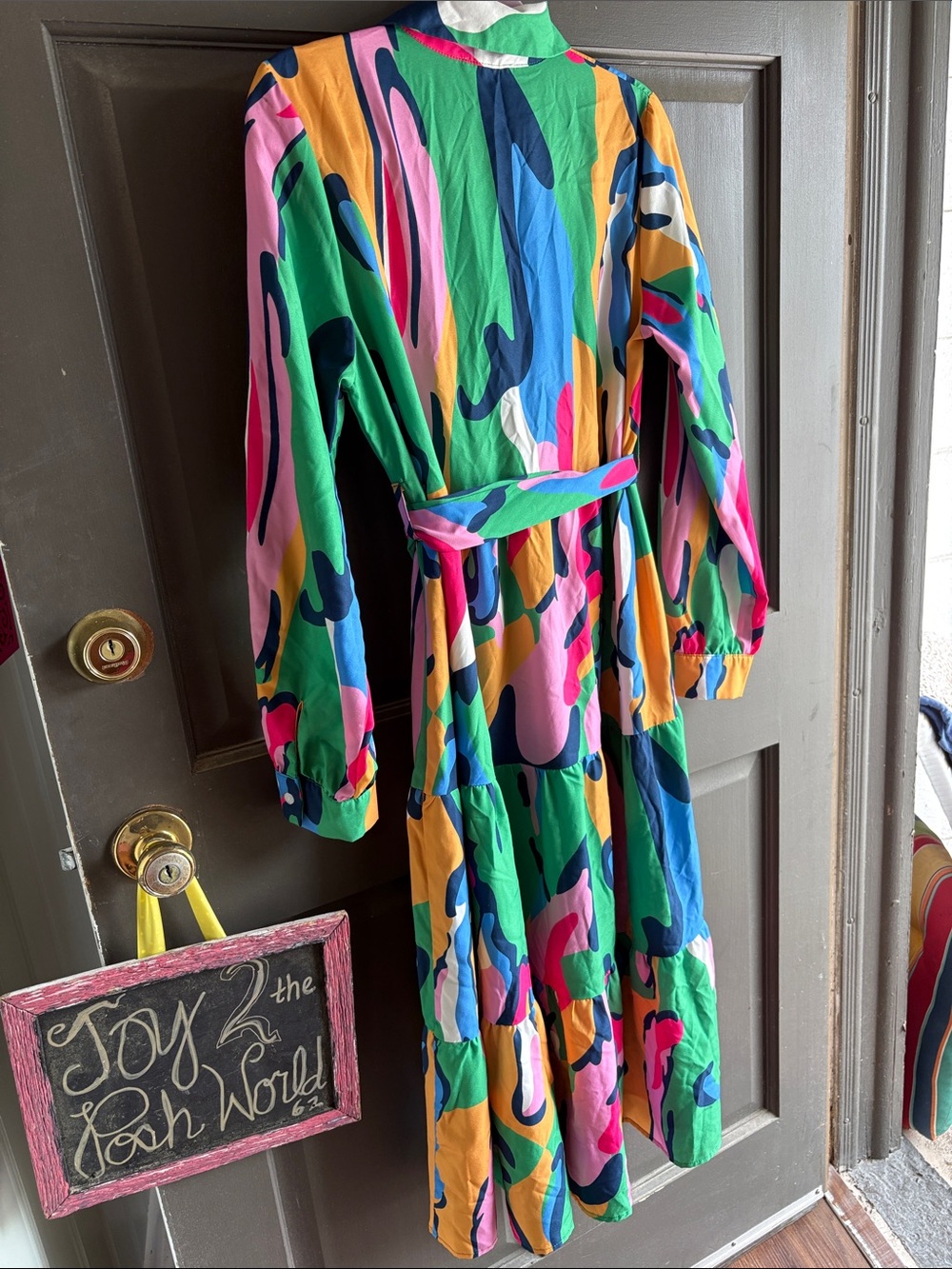 Vibrant Multicolor Midi Shirt Dress with Tie Waist - Picture 6 of 8